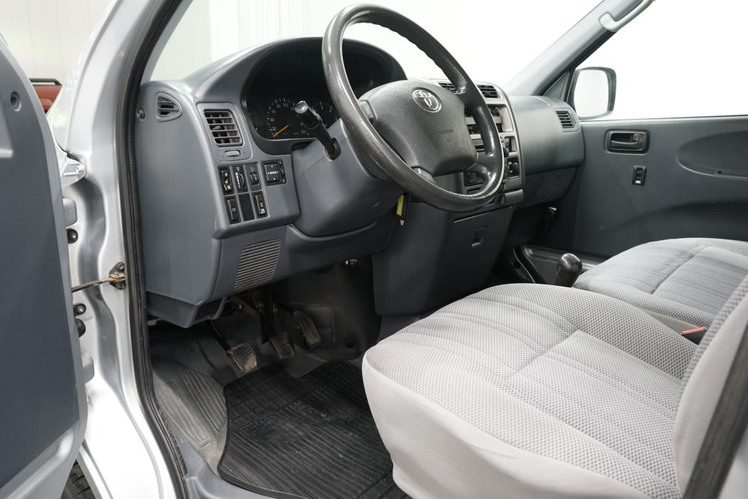 Toyota Hiace 2008
