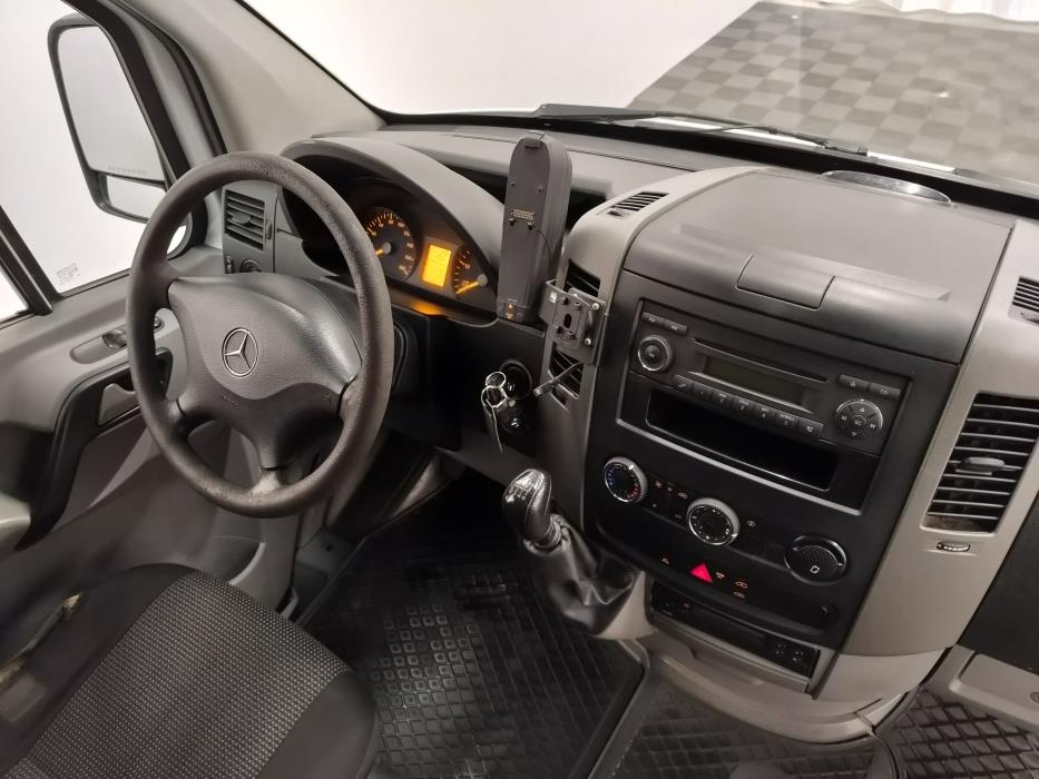 Mercedes-Benz Sprinter 2011