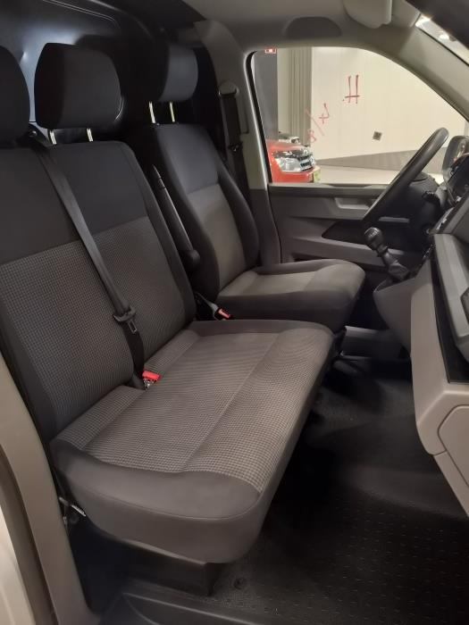 Volkswagen Transporter 2021