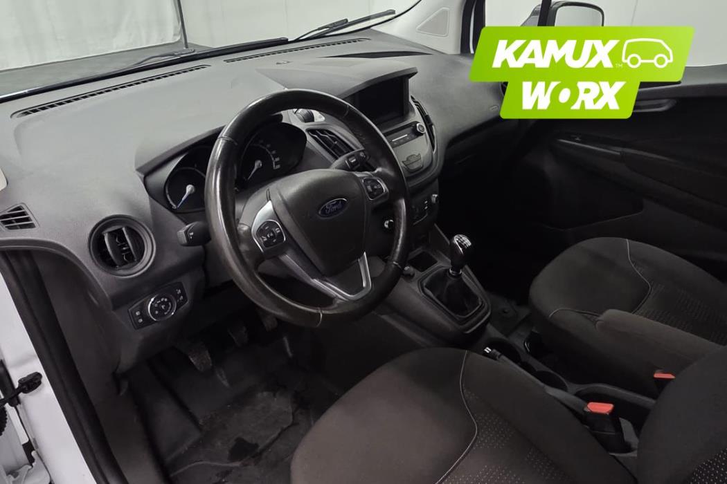 Ford Transit Courier 2022