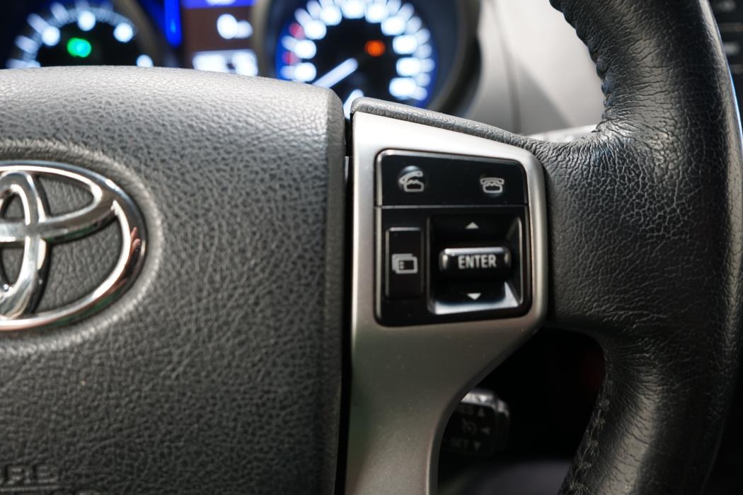 Toyota Land Cruiser 2014