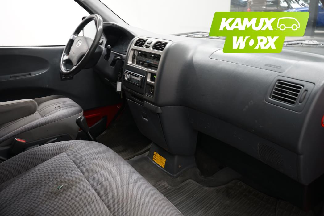 Toyota Hiace 2009