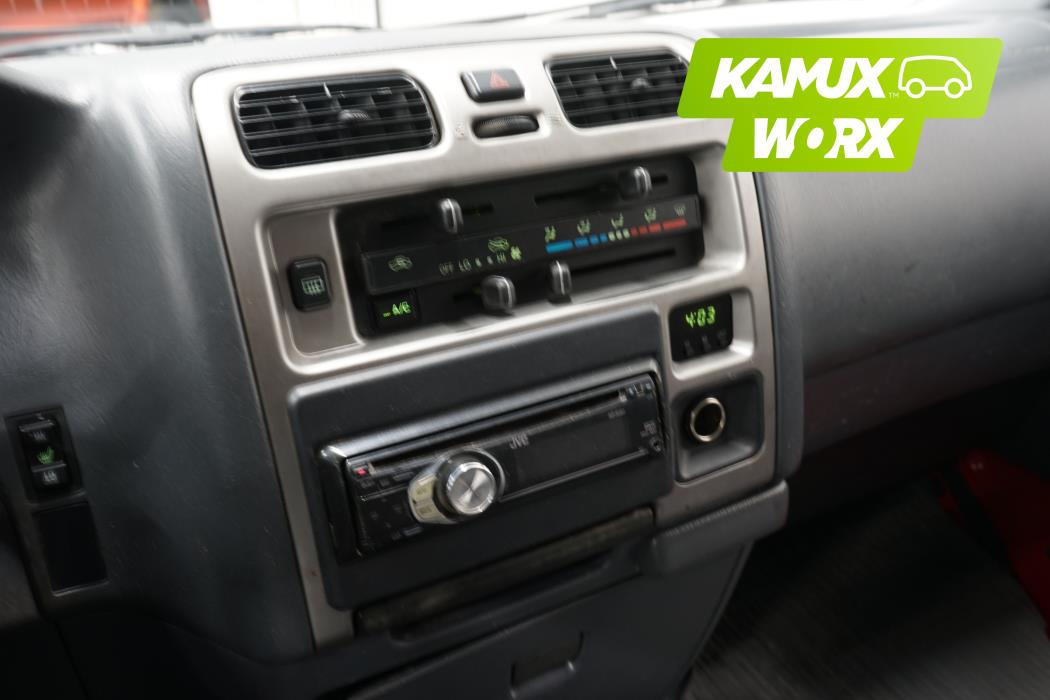 Toyota Hiace 2009