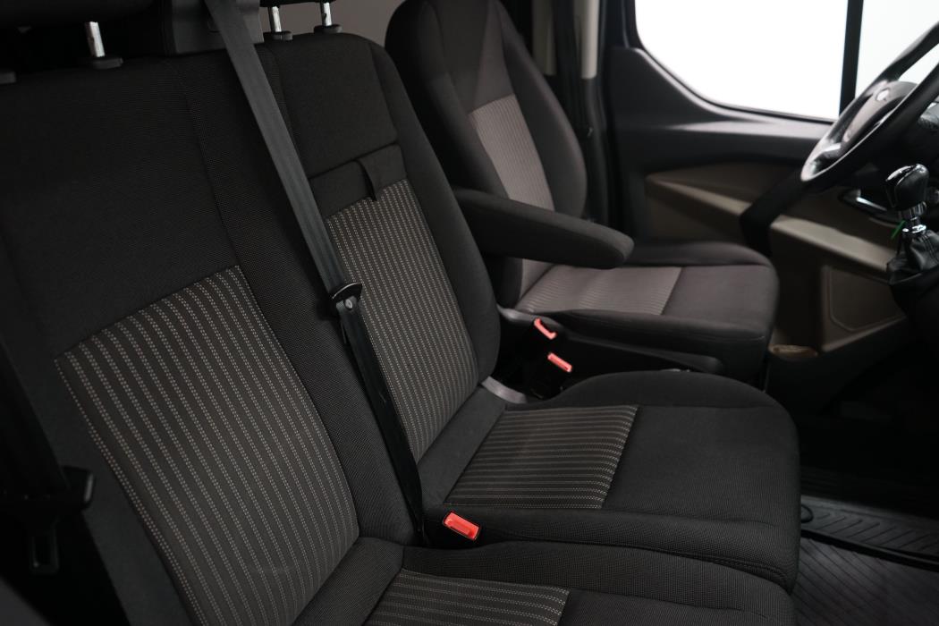 Ford Tourneo Custom 2017