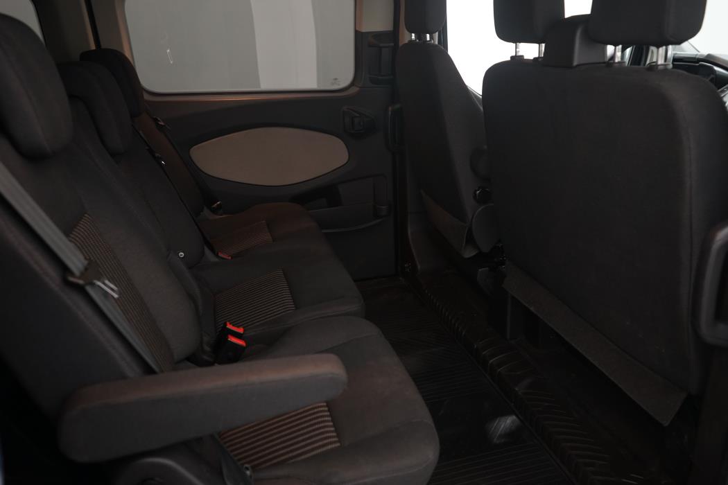 Ford Tourneo Custom 2017