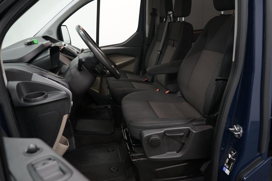 Ford Tourneo Custom 2017