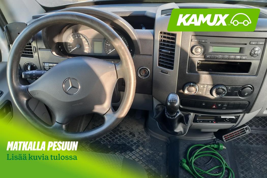 Mercedes-Benz Sprinter 2012