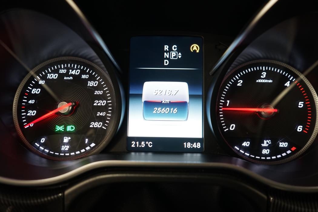 Mercedes-Benz V 2015