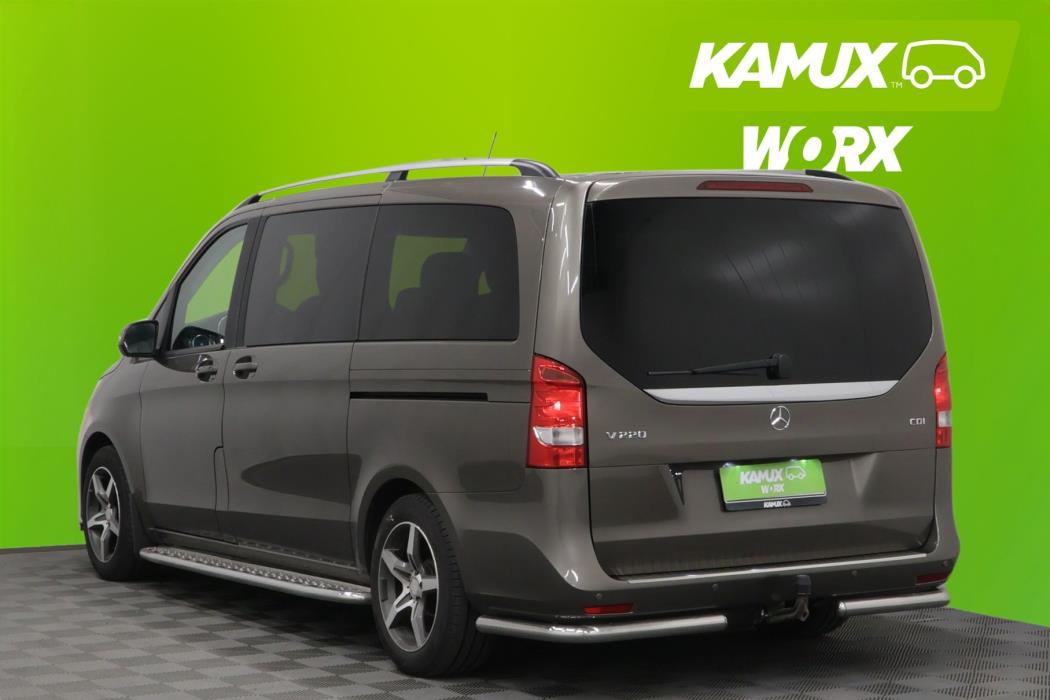 Mercedes-Benz V 2015