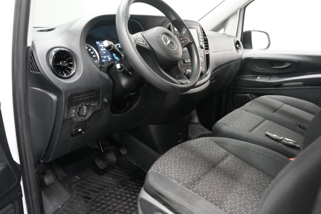 Mercedes-Benz Vito 2023