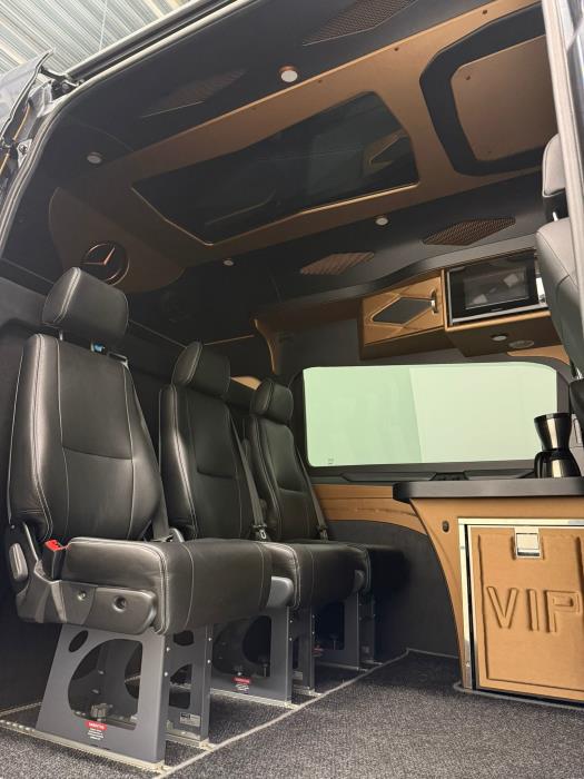 Mercedes-Benz Sprinter 2024