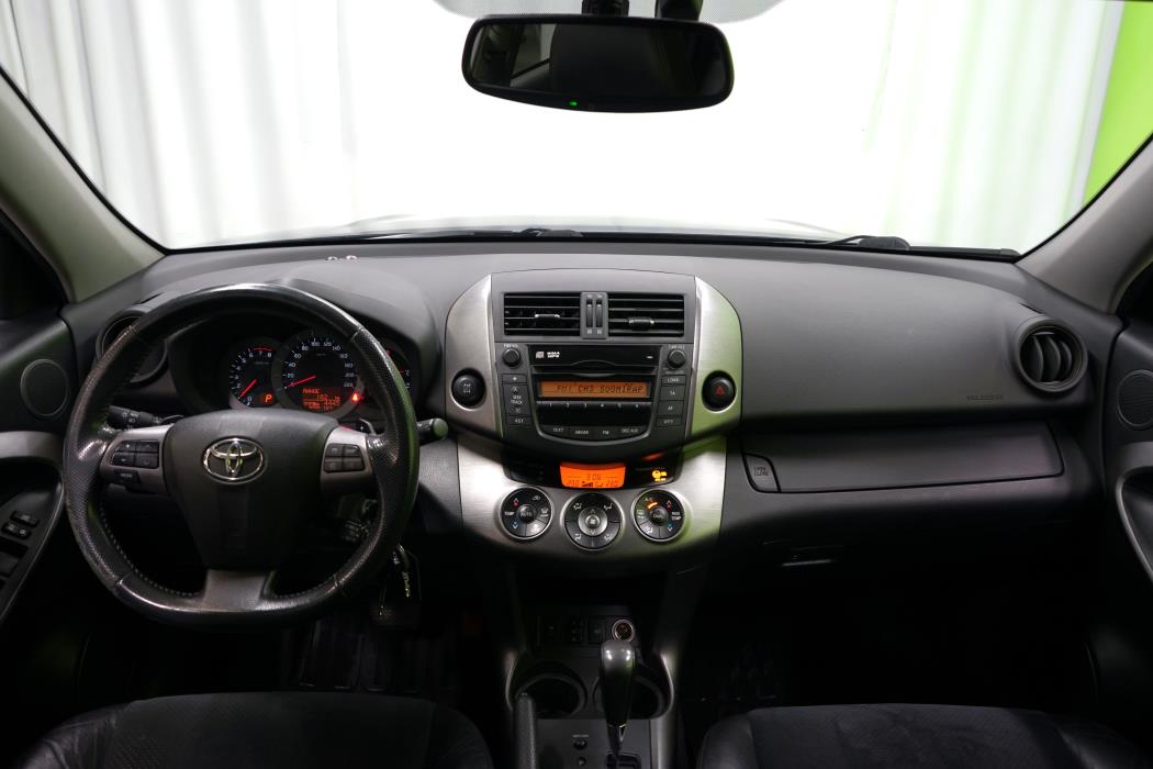 Toyota RAV4 2010