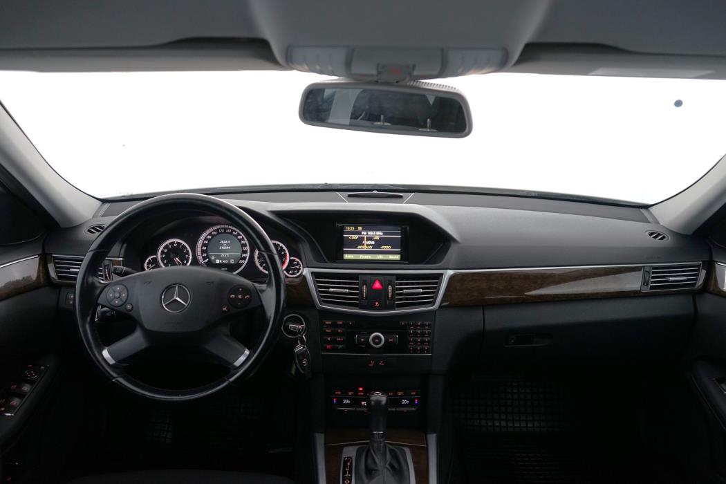 Mercedes-Benz E 2010