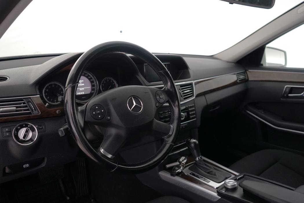 Mercedes-Benz E 2010