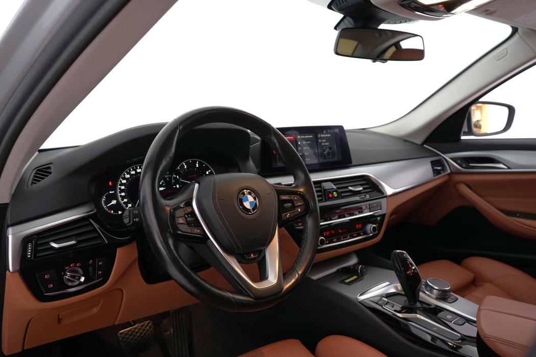BMW 520 2019