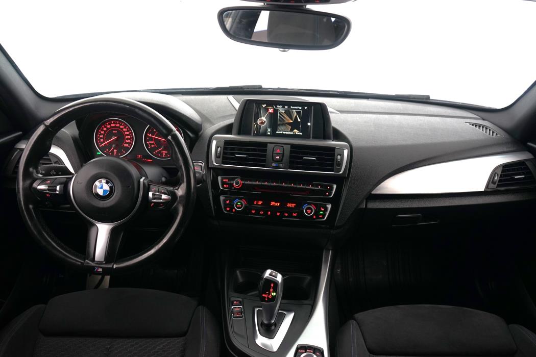 BMW 118 2017