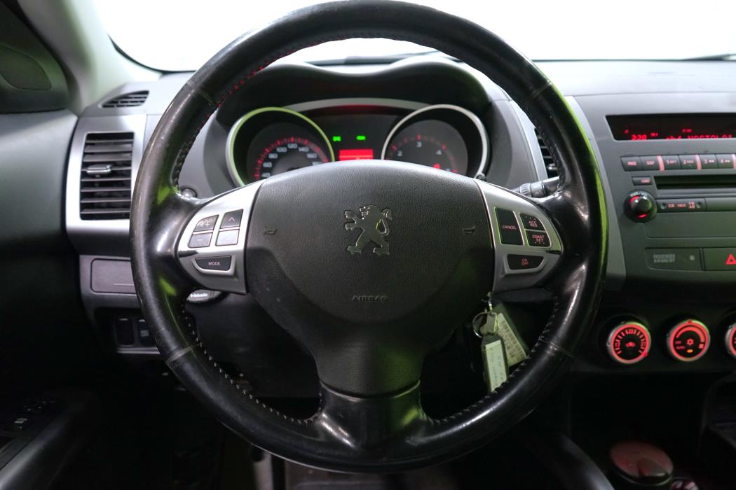 Peugeot 4007 2008