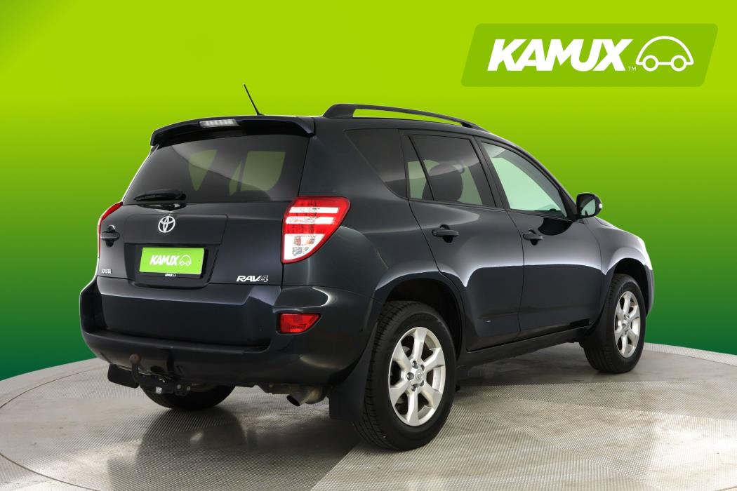 Toyota RAV4 2011