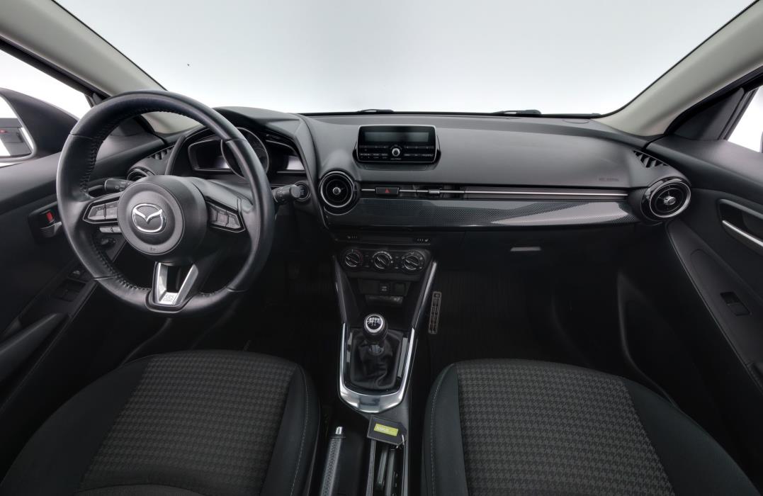 Mazda 2 2017