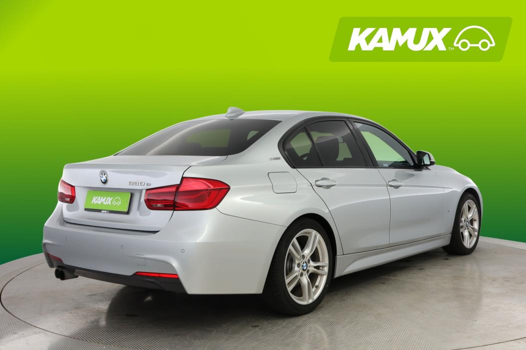 BMW 330 2017