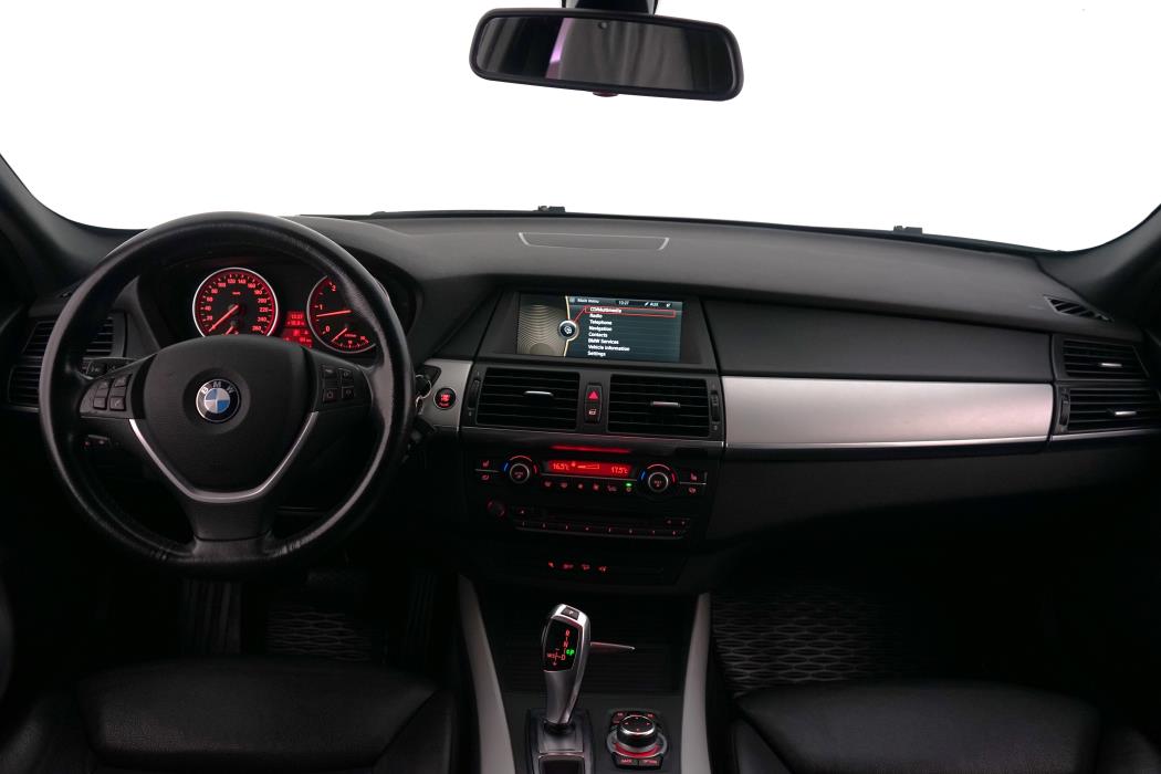 BMW X5 2010