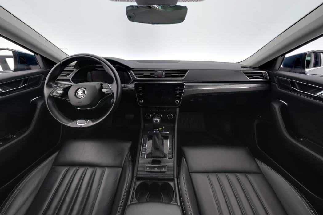 Skoda Superb 2021