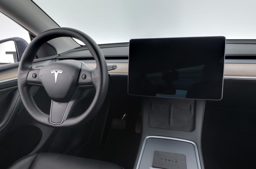 Tesla Model Y 2021