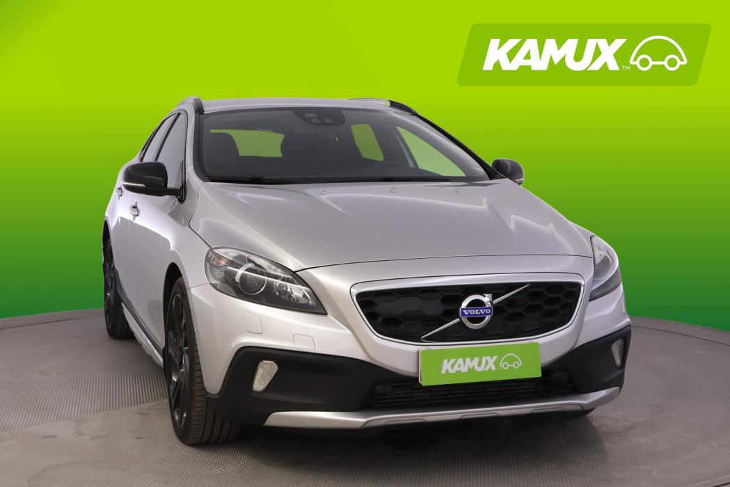 Volvo V40 Cross Country 2015