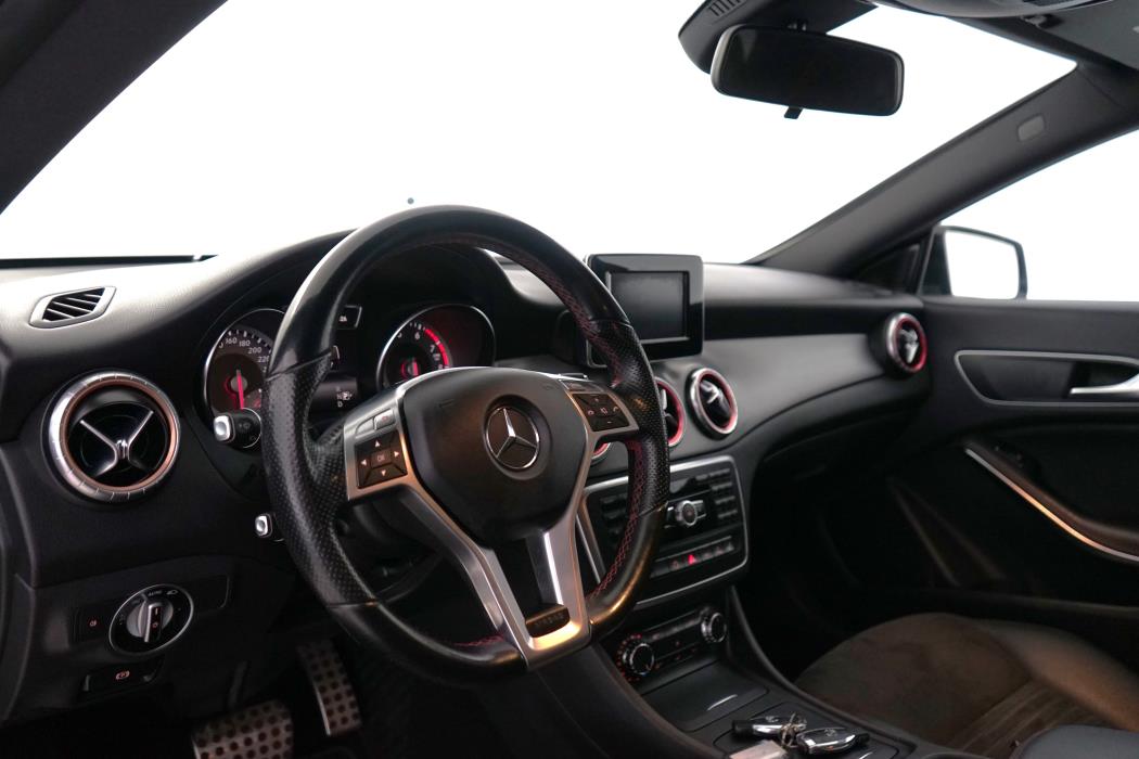 Mercedes-Benz CLA 2014