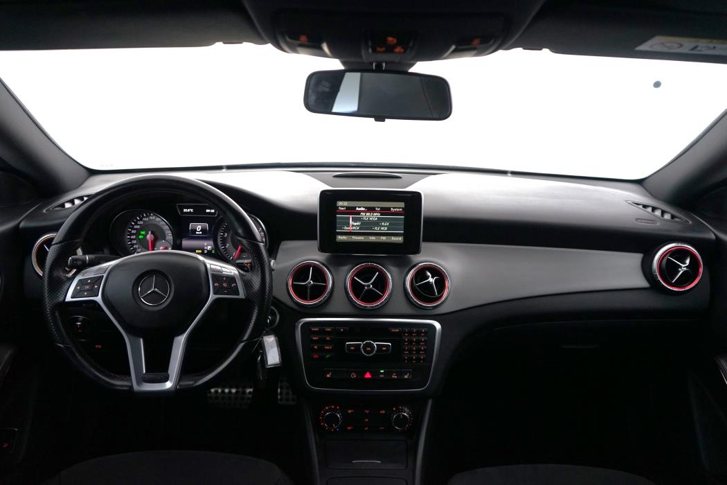 Mercedes-Benz CLA 2014