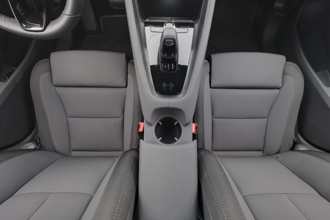 Polestar 2 2024