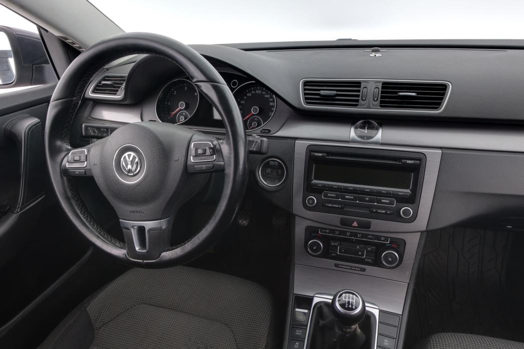 Volkswagen Passat 2012