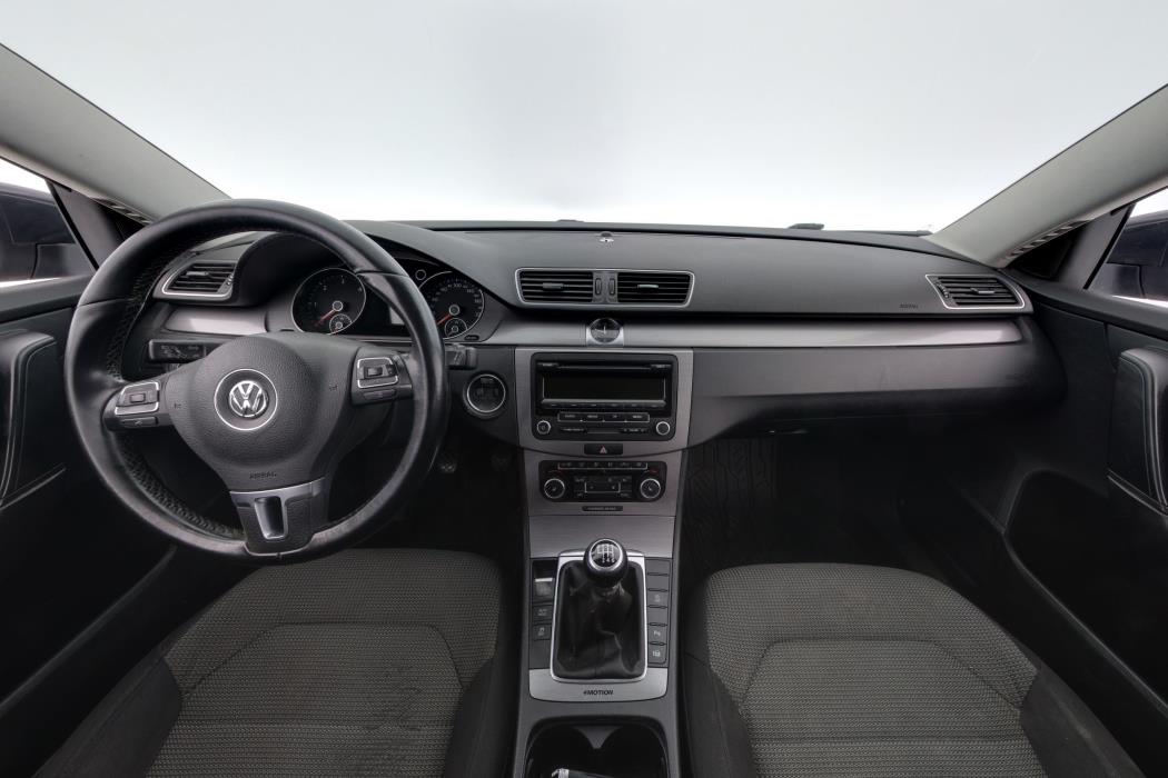 Volkswagen Passat 2012