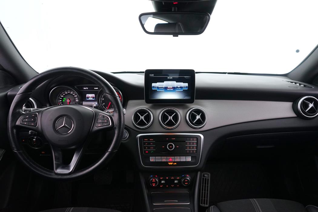 Mercedes-Benz CLA 2019
