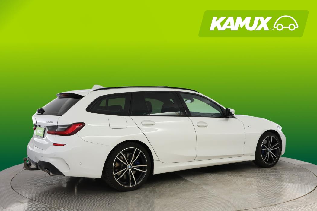 BMW 330 2019
