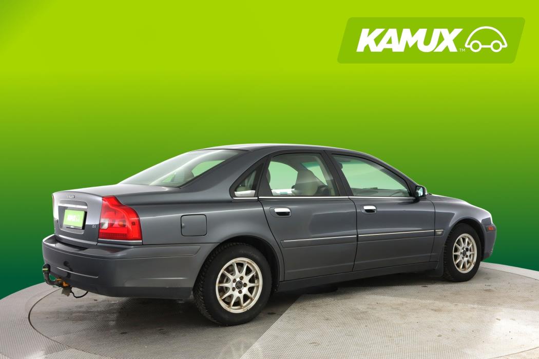 Volvo S80 2004