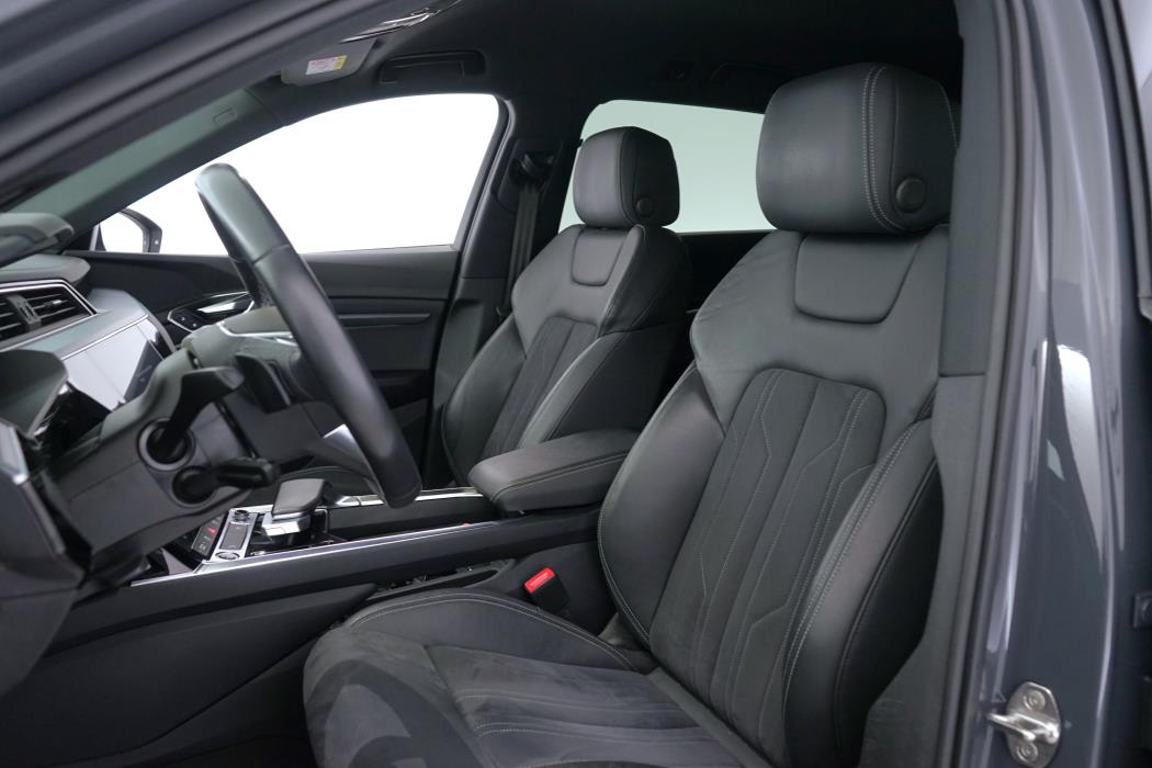 Audi Q8 e-tron 2024