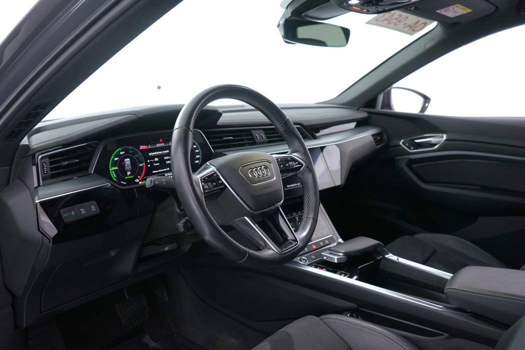Audi Q8 e-tron 2024
