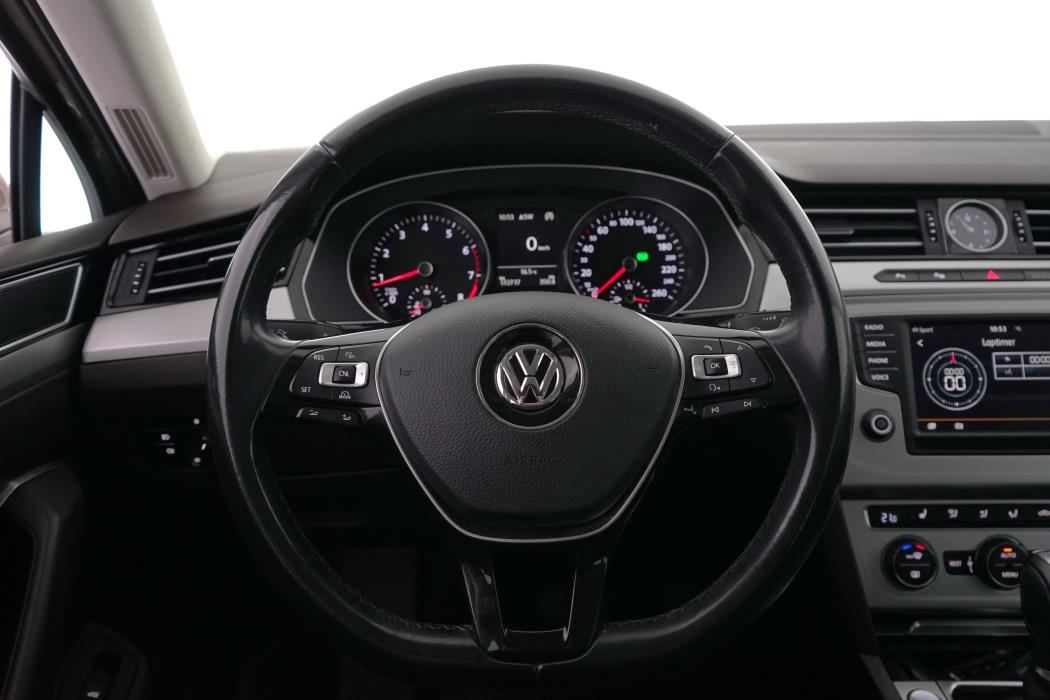 Volkswagen Passat 2016