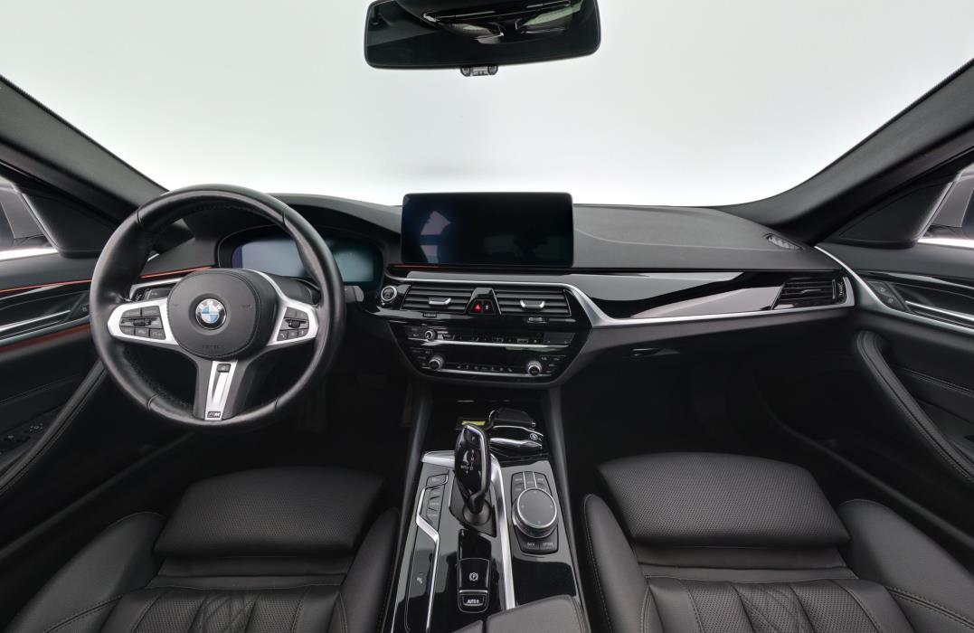 BMW 520 2021