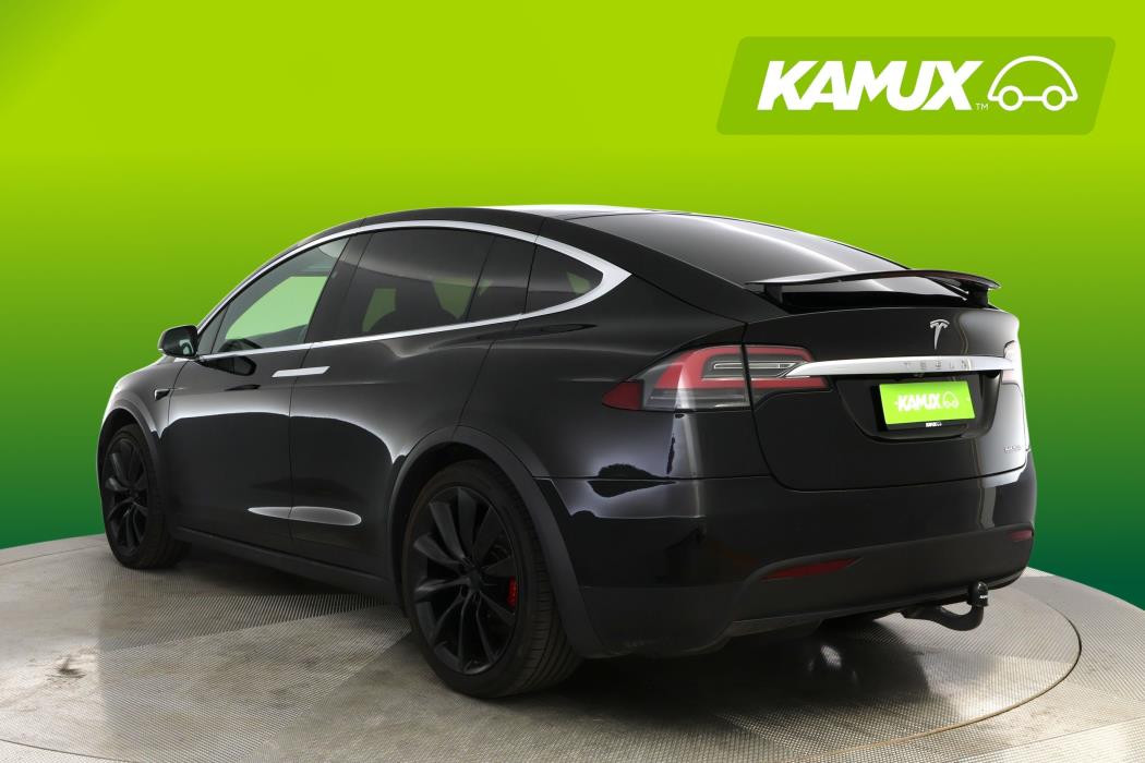Tesla Model X 2020