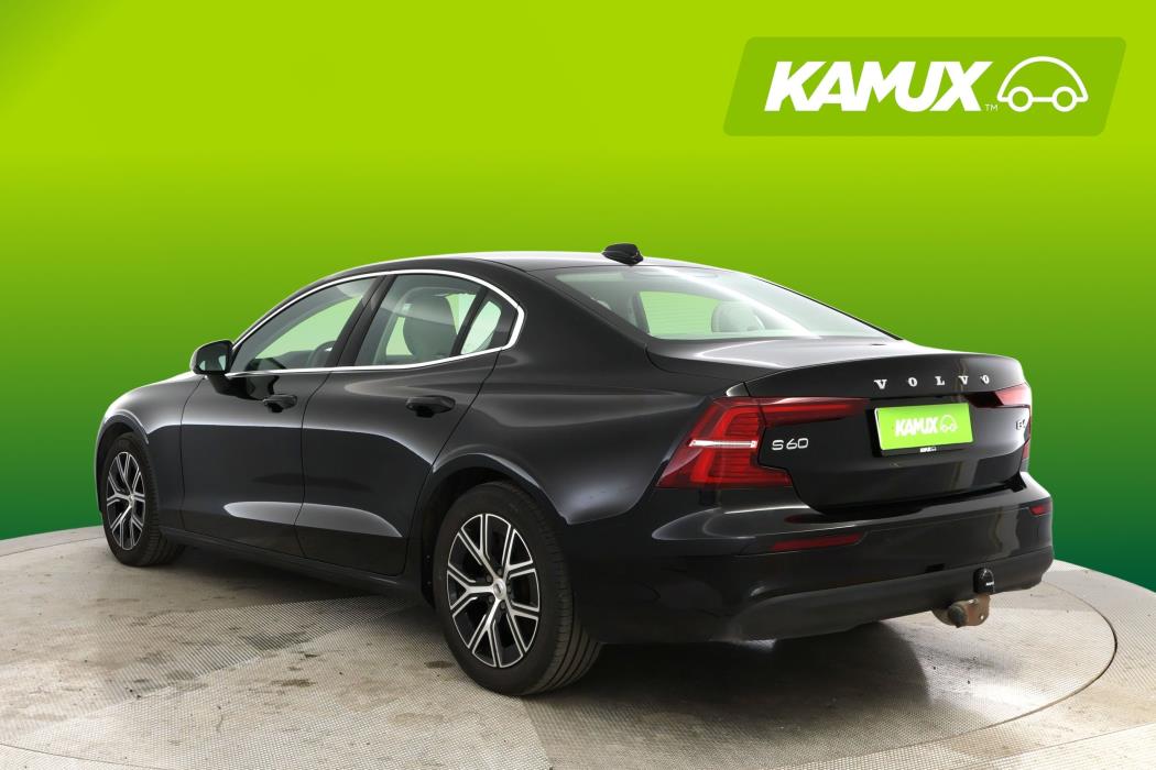 Volvo S60 2023