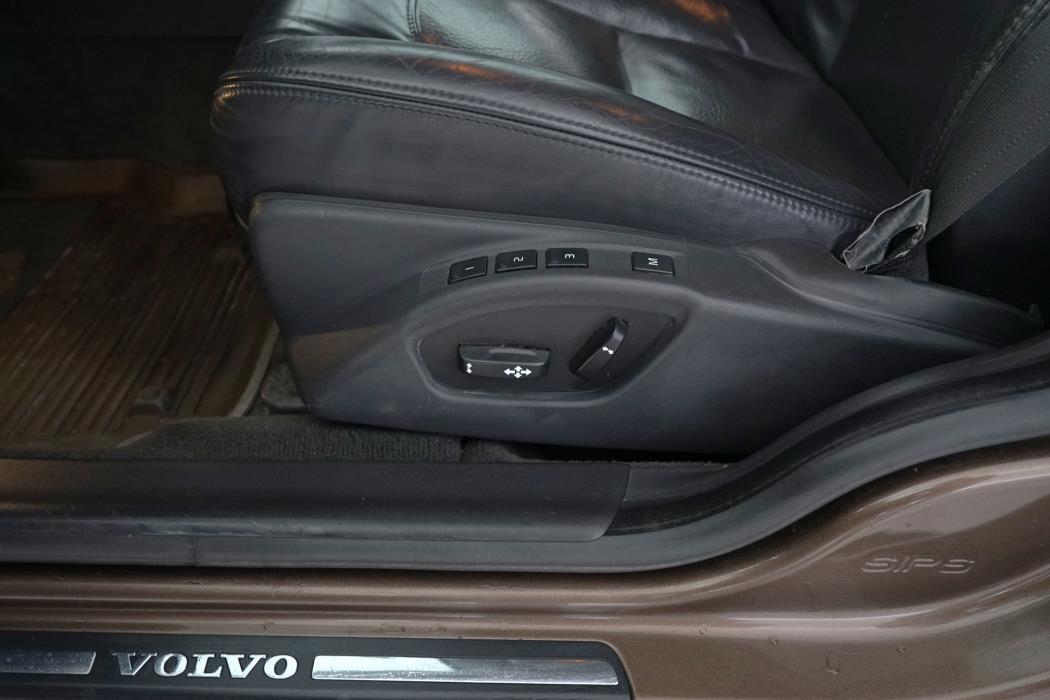 Volvo XC70 2013