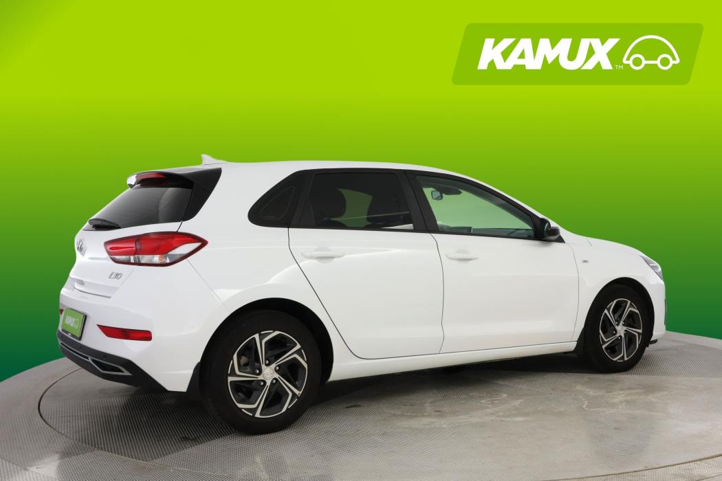 Hyundai i30 2021
