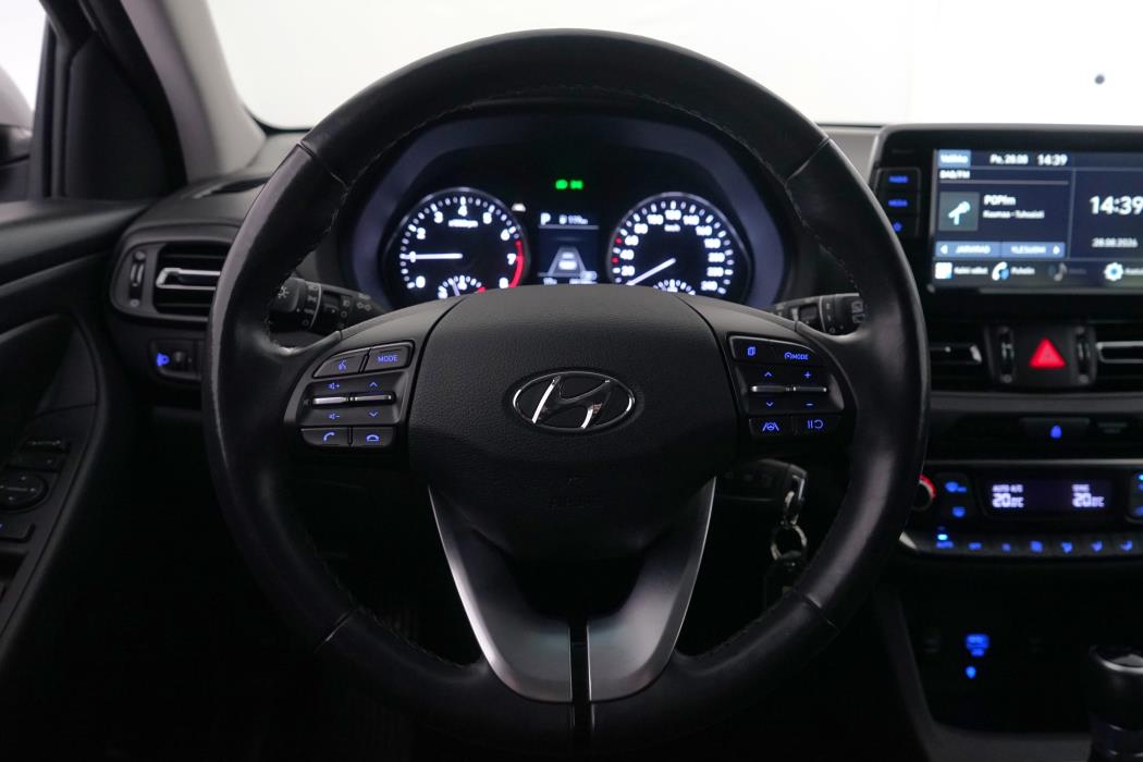 Hyundai i30 2021
