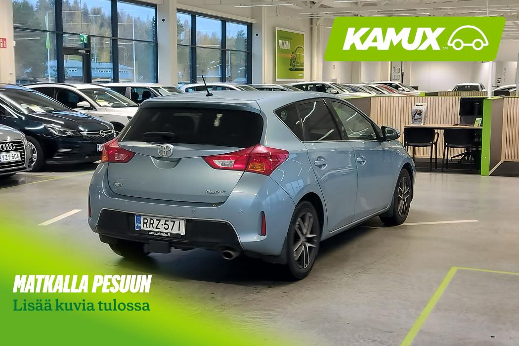 Toyota Auris 2014