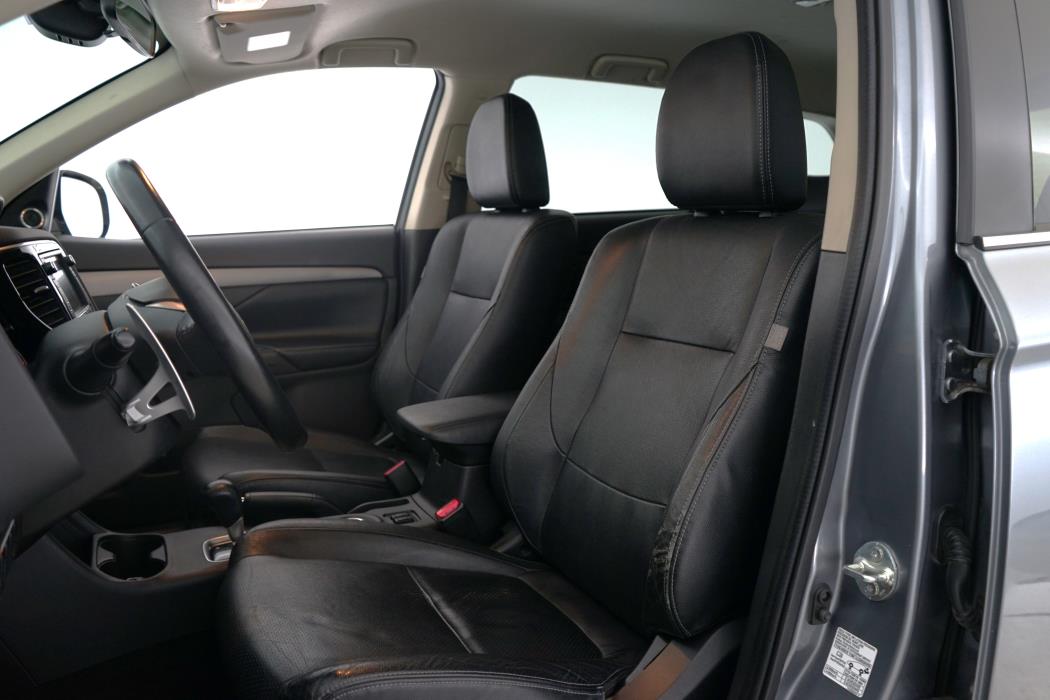 Mitsubishi Outlander 2015