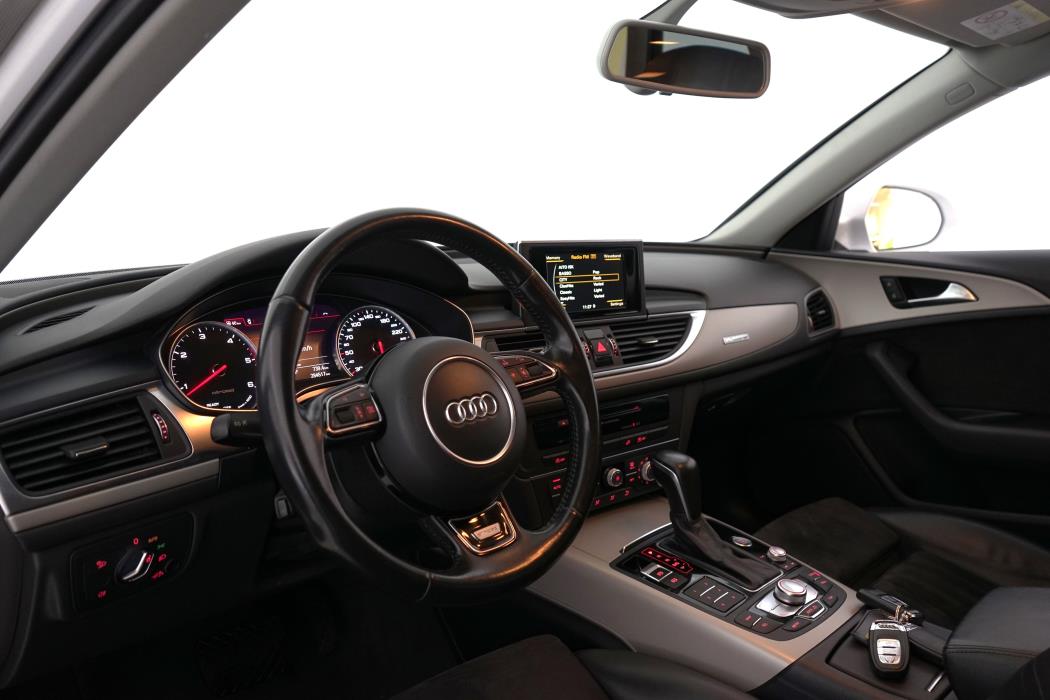 Audi A6 allroad quattro 2016
