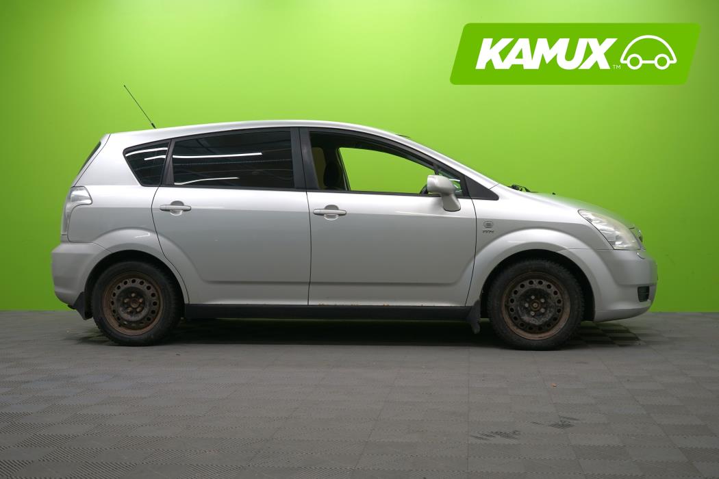 Toyota Corolla Verso 2005