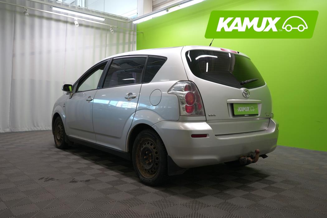 Toyota Corolla Verso 2005